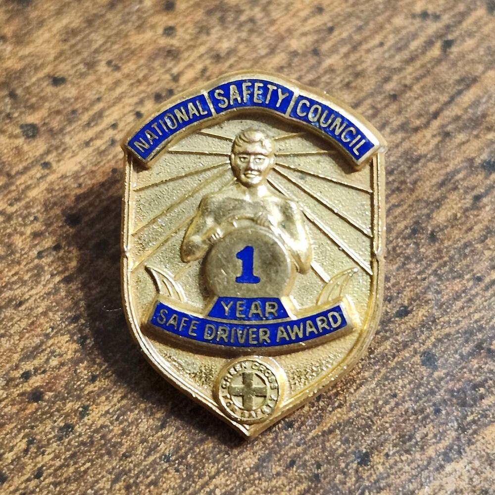Vintage National Safety Council 1 Year Safe Driver Award Screwback Lapel Pin